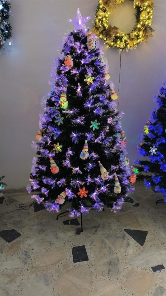 Árbol LED muñecos de nieve